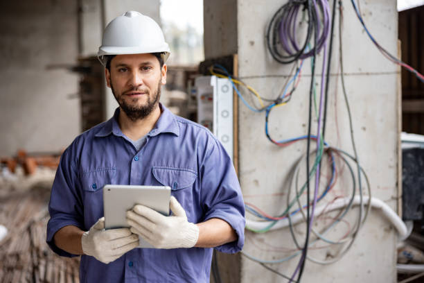 Best Local Electrician Companies  in West Hills, NY